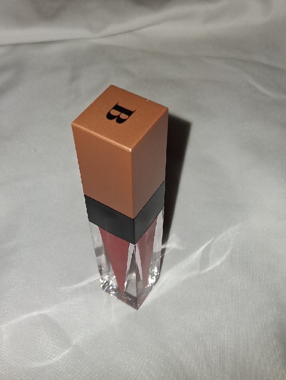 Bossy Beauty Courage Lipstick Color Is Courage - Picture 4 of 6